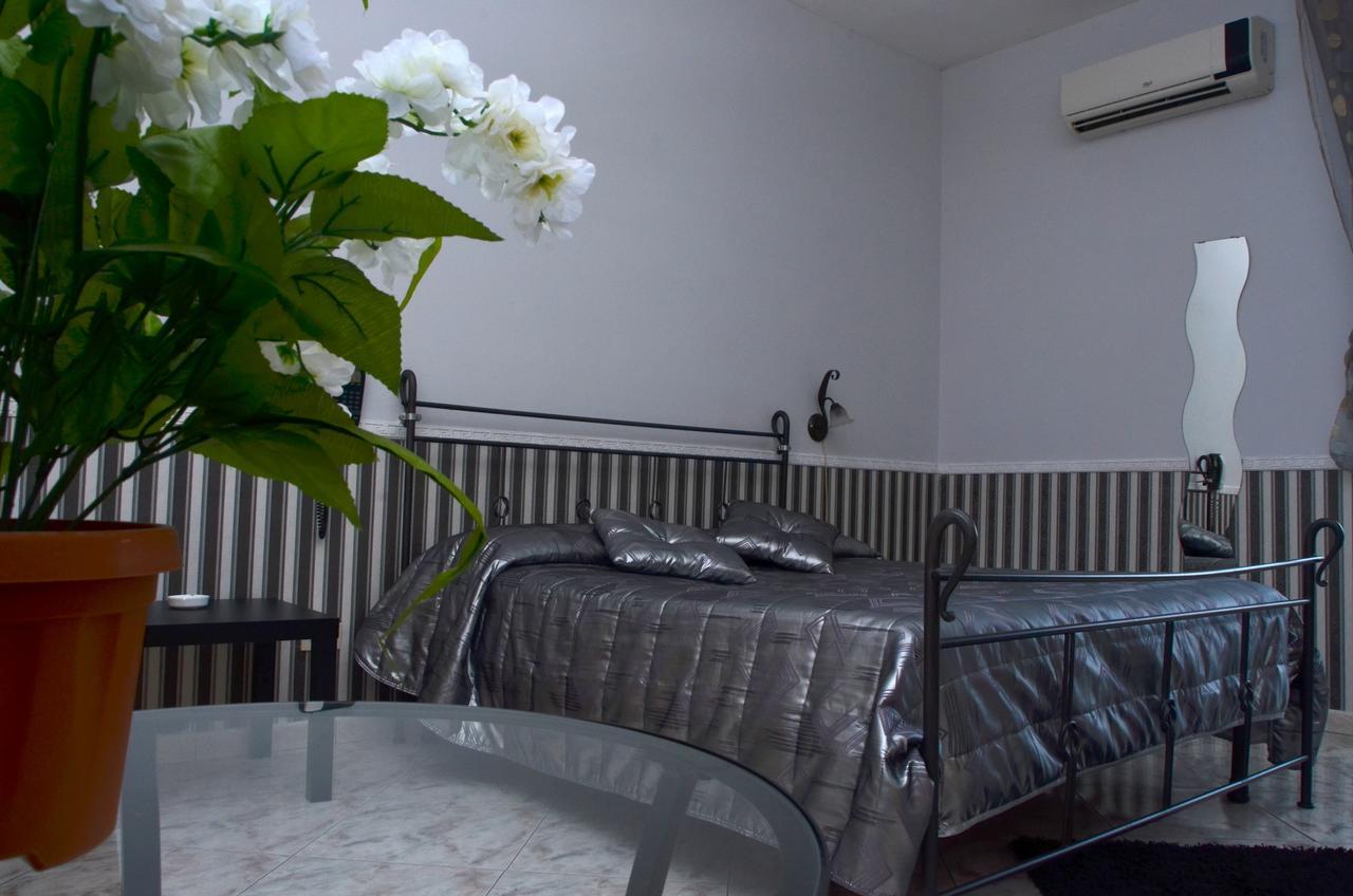 Hotel Stefany Lago Patria Exterior foto