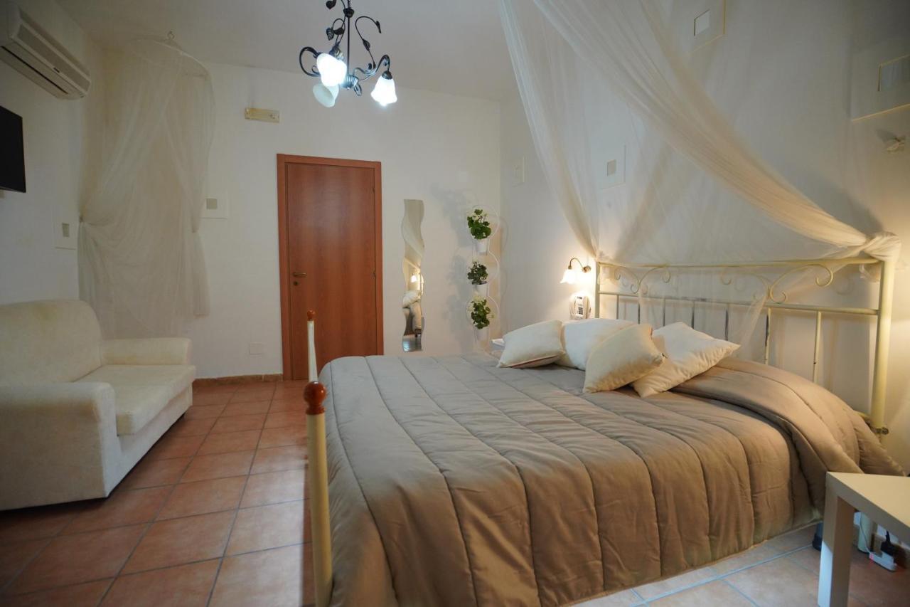 Hotel Stefany Lago Patria Exterior foto