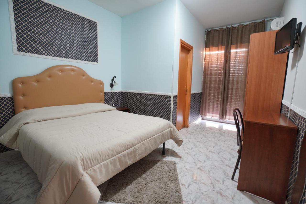 Hotel Stefany Lago Patria Exterior foto